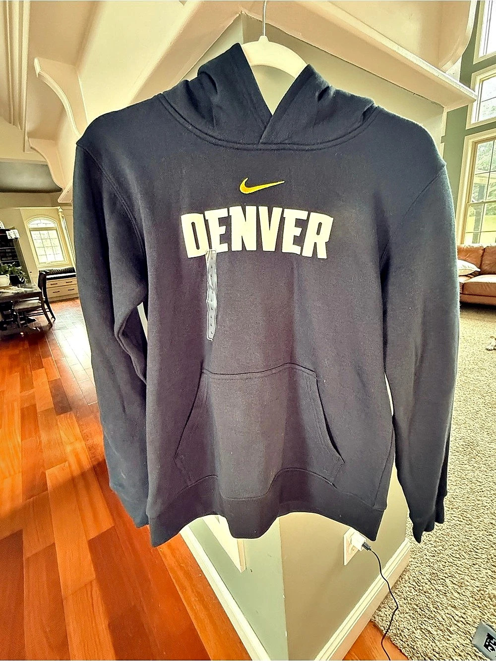 Nike Denver Hoodie Black, youth large, NWT